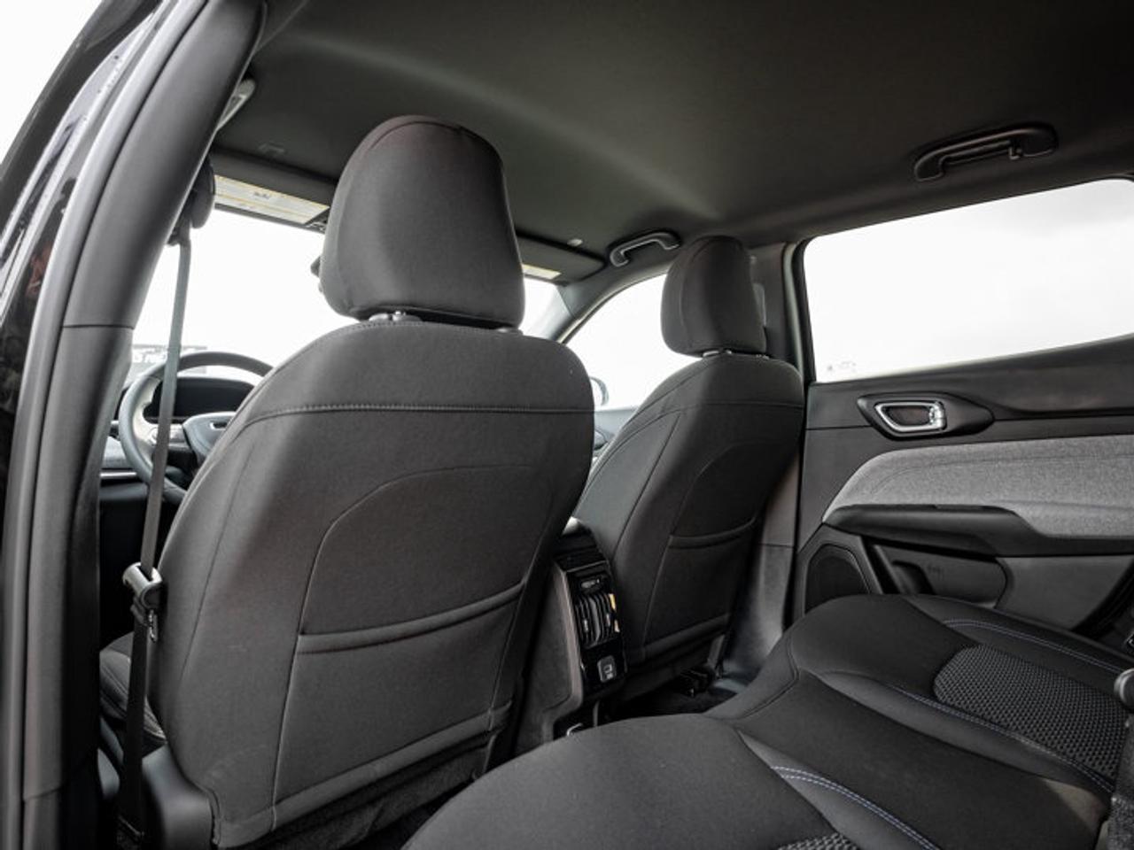 2026 Jeep Compass Sport Photo