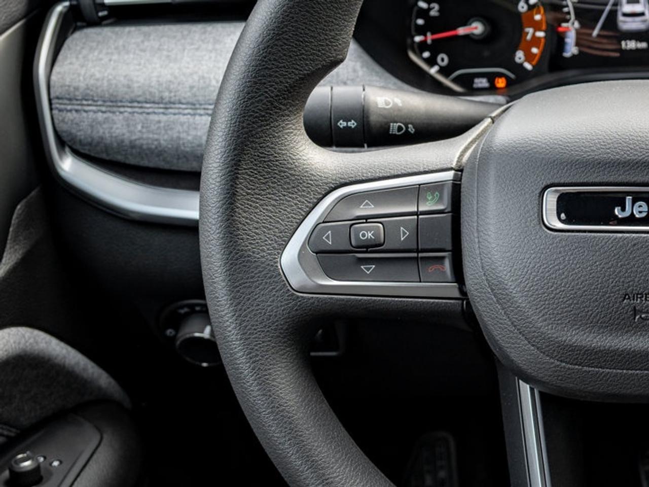 2026 Jeep Compass Sport Photo