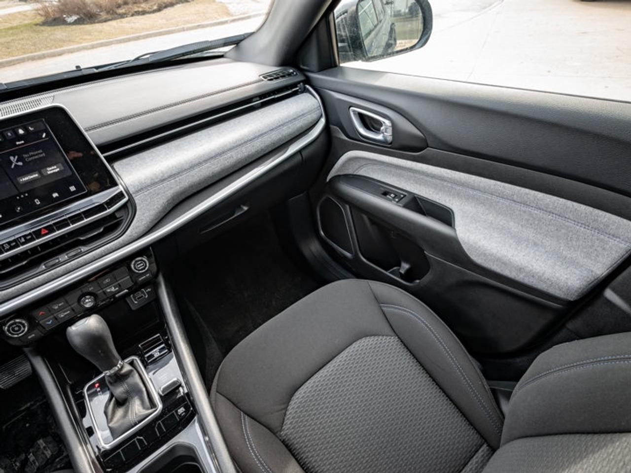 2026 Jeep Compass Sport Photo