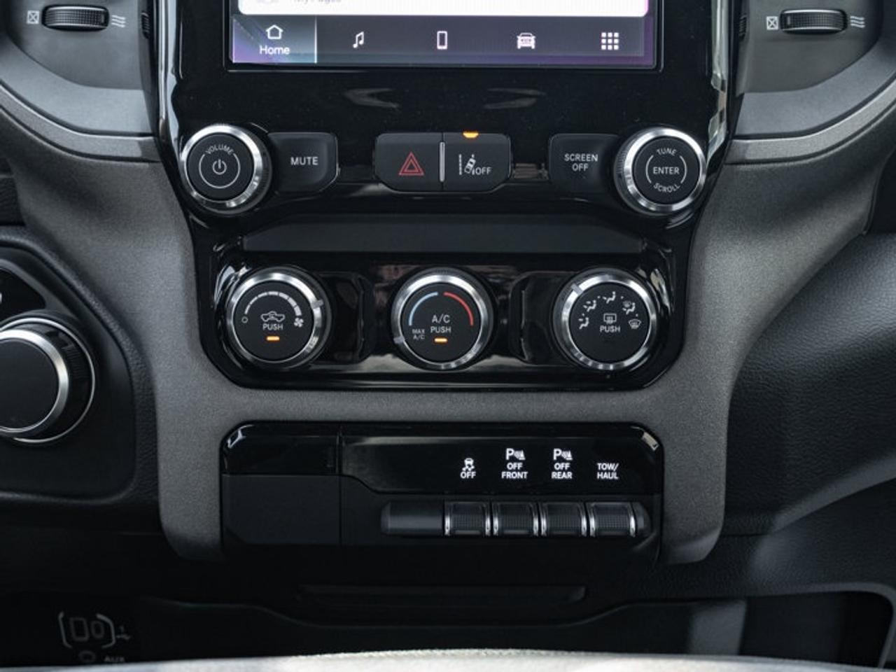 2026 RAM 1500 Express Photo