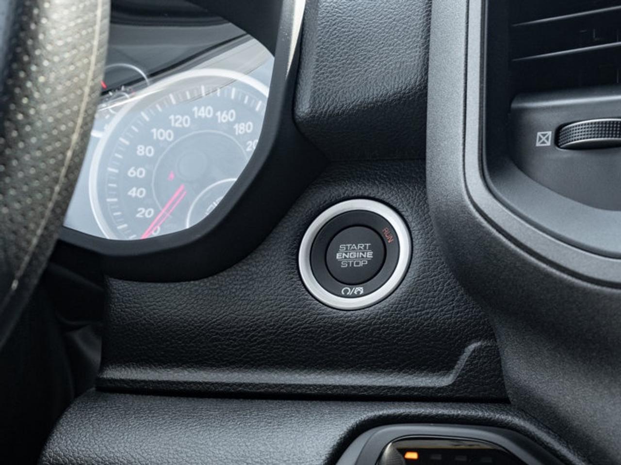 2026 RAM 1500 Express Photo