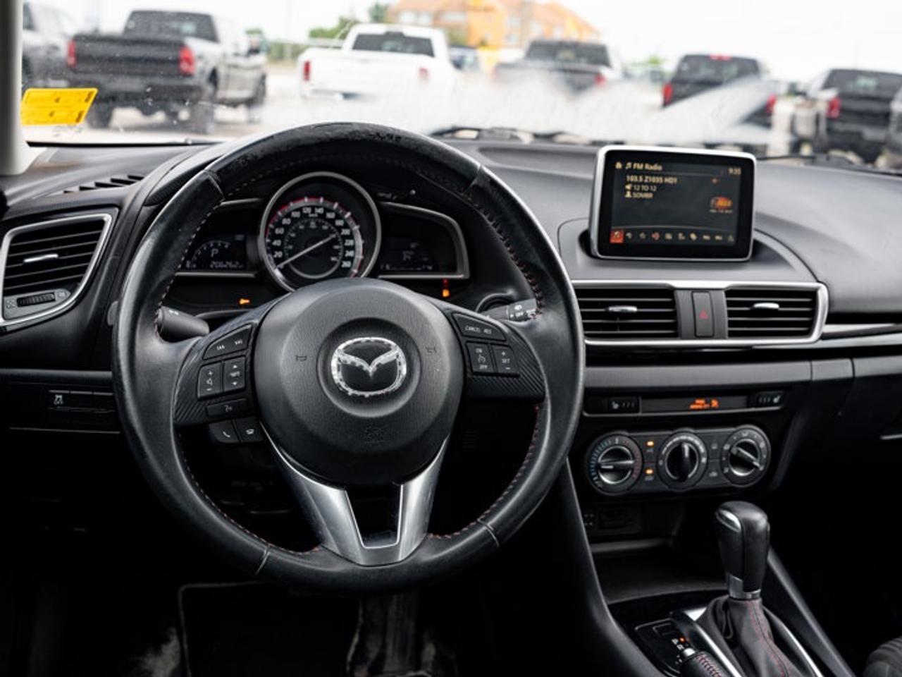 2016 Mazda MAZDA3 GS Photo