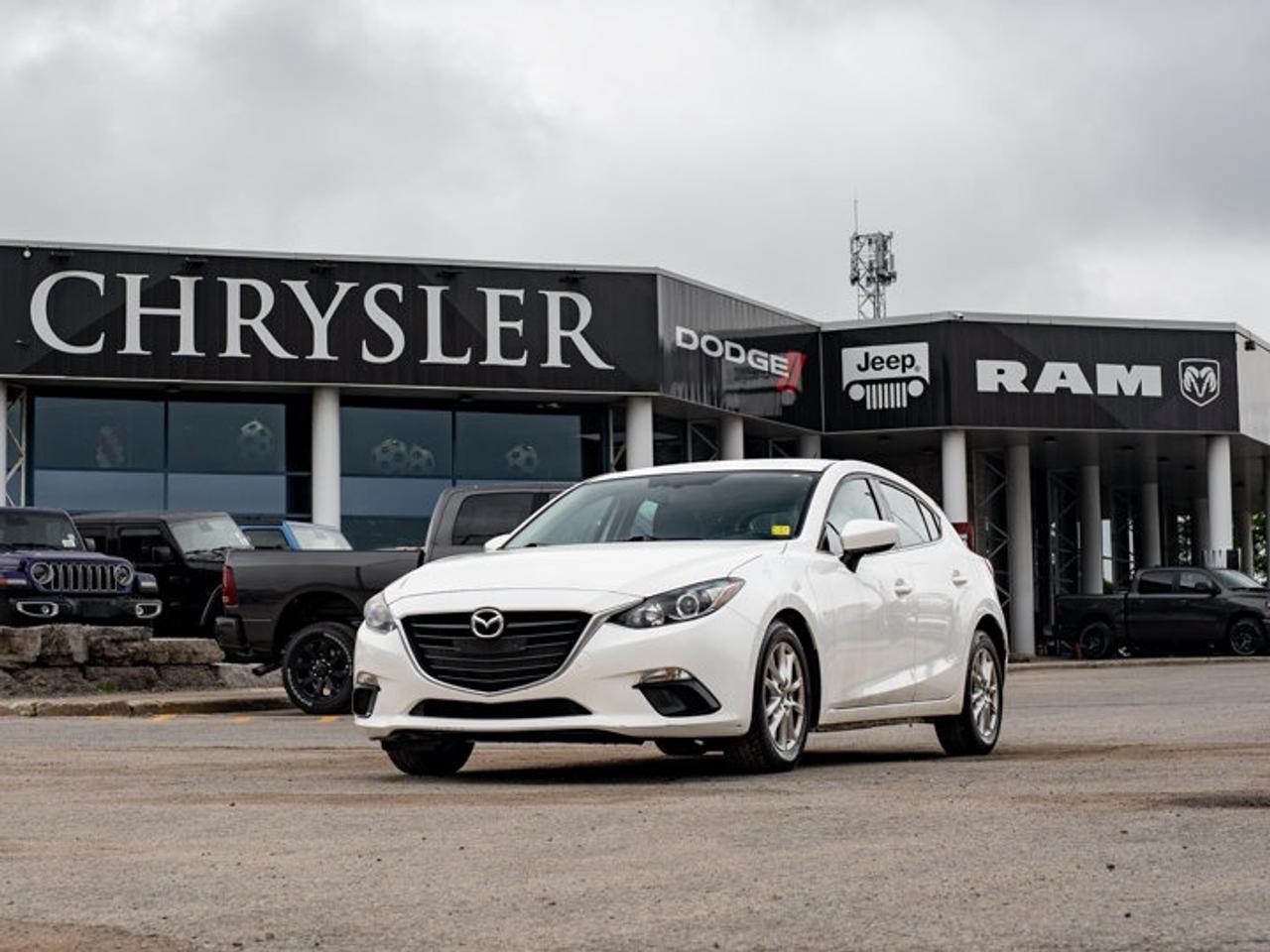2016 Mazda MAZDA3 GS Photo
