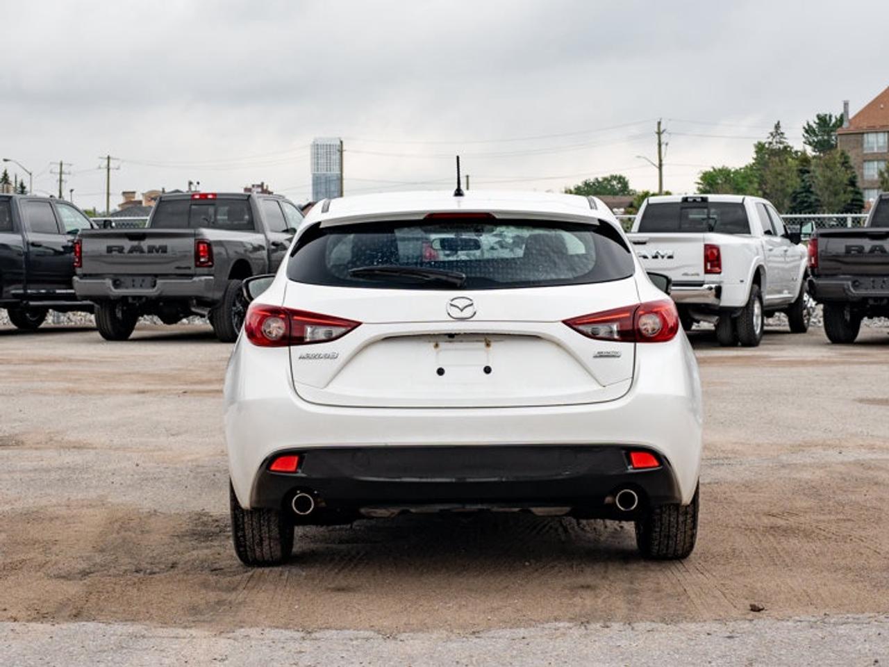 2016 Mazda MAZDA3 GS Photo