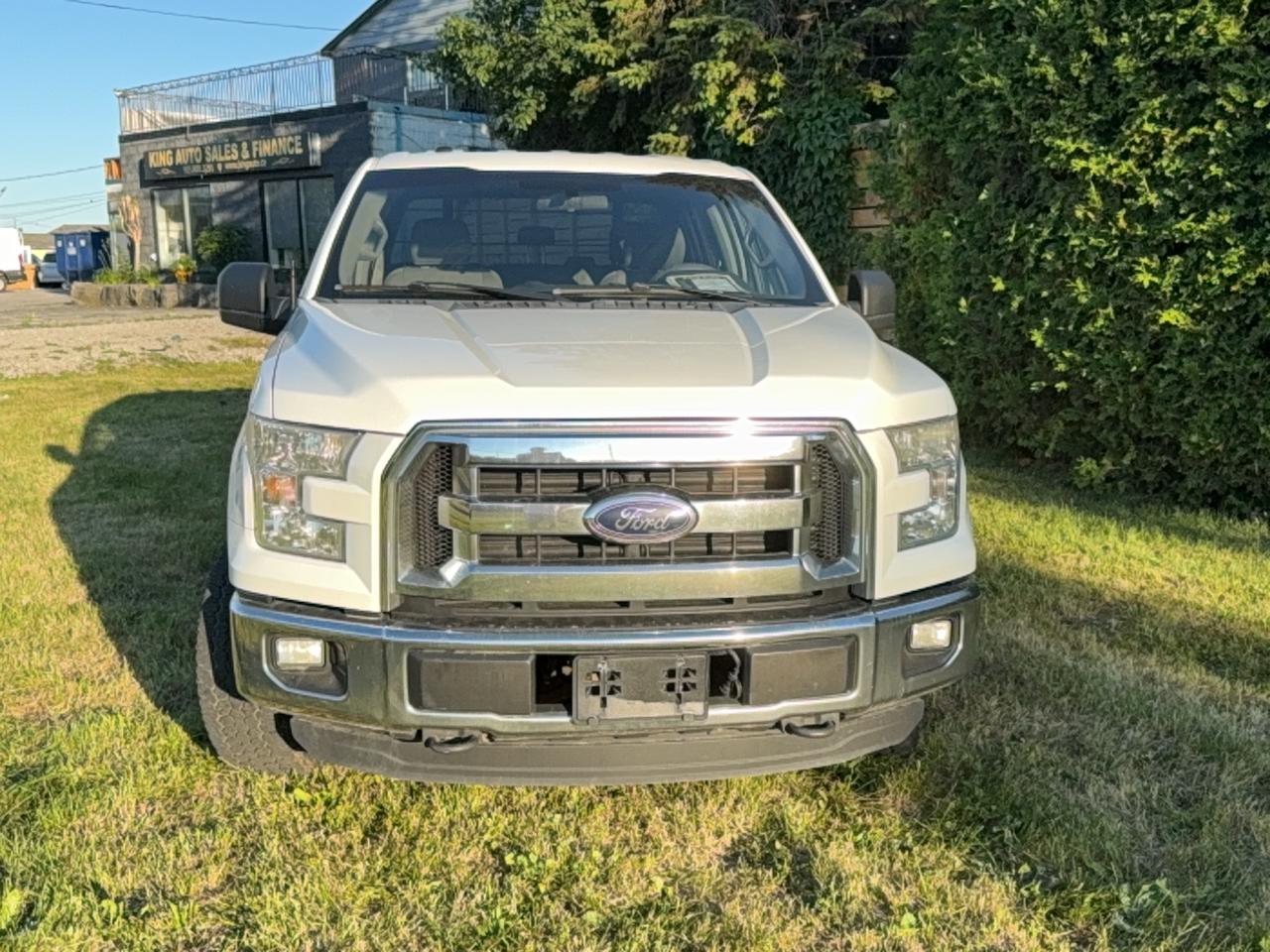 2016 Ford F-150 XLT Photo1