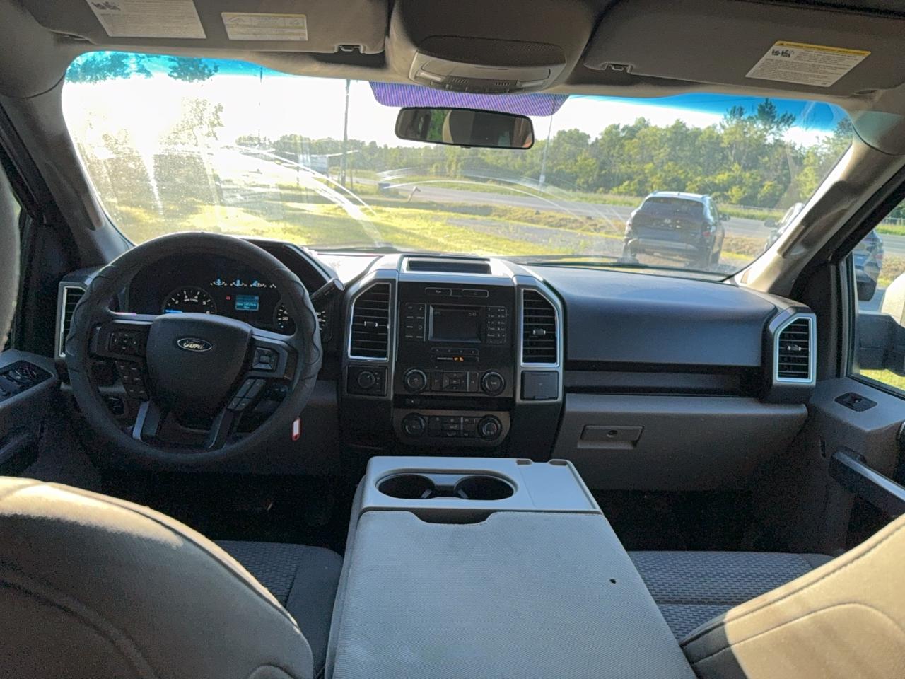 2016 Ford F-150 XLT Photo
