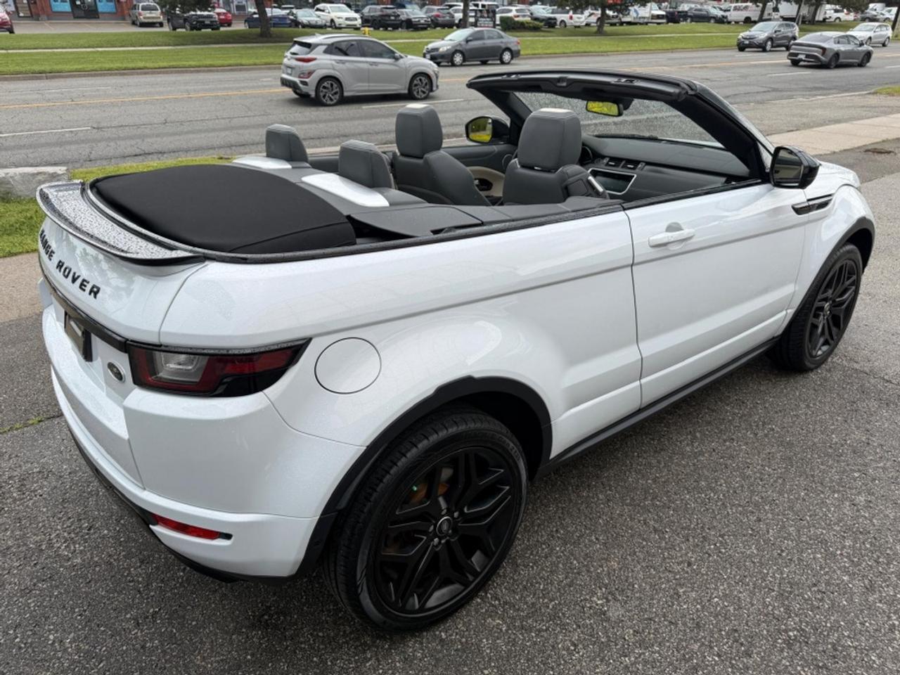 2018 Land Rover Range Rover Evoque Convertible HSE DYNAMIC * POWER RETRACTIBLE ROOF * NAVI * AWD Photo