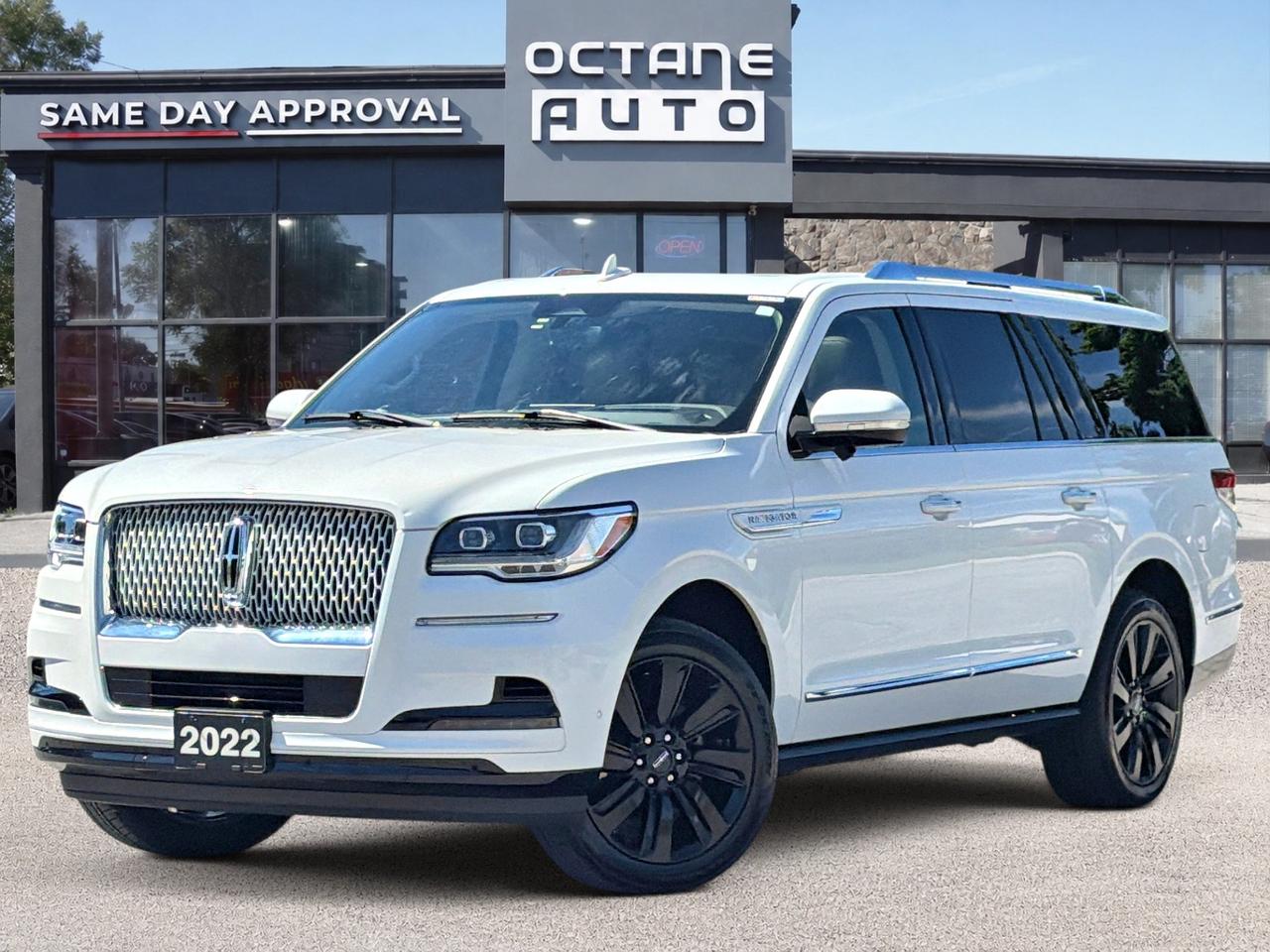 2022 Lincoln Navigator Reserve 4x4 - Photo #1
