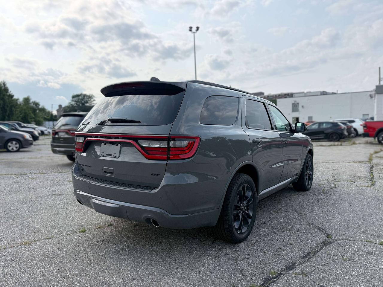 2026 Dodge Durango GT PLUS AWD Photo4