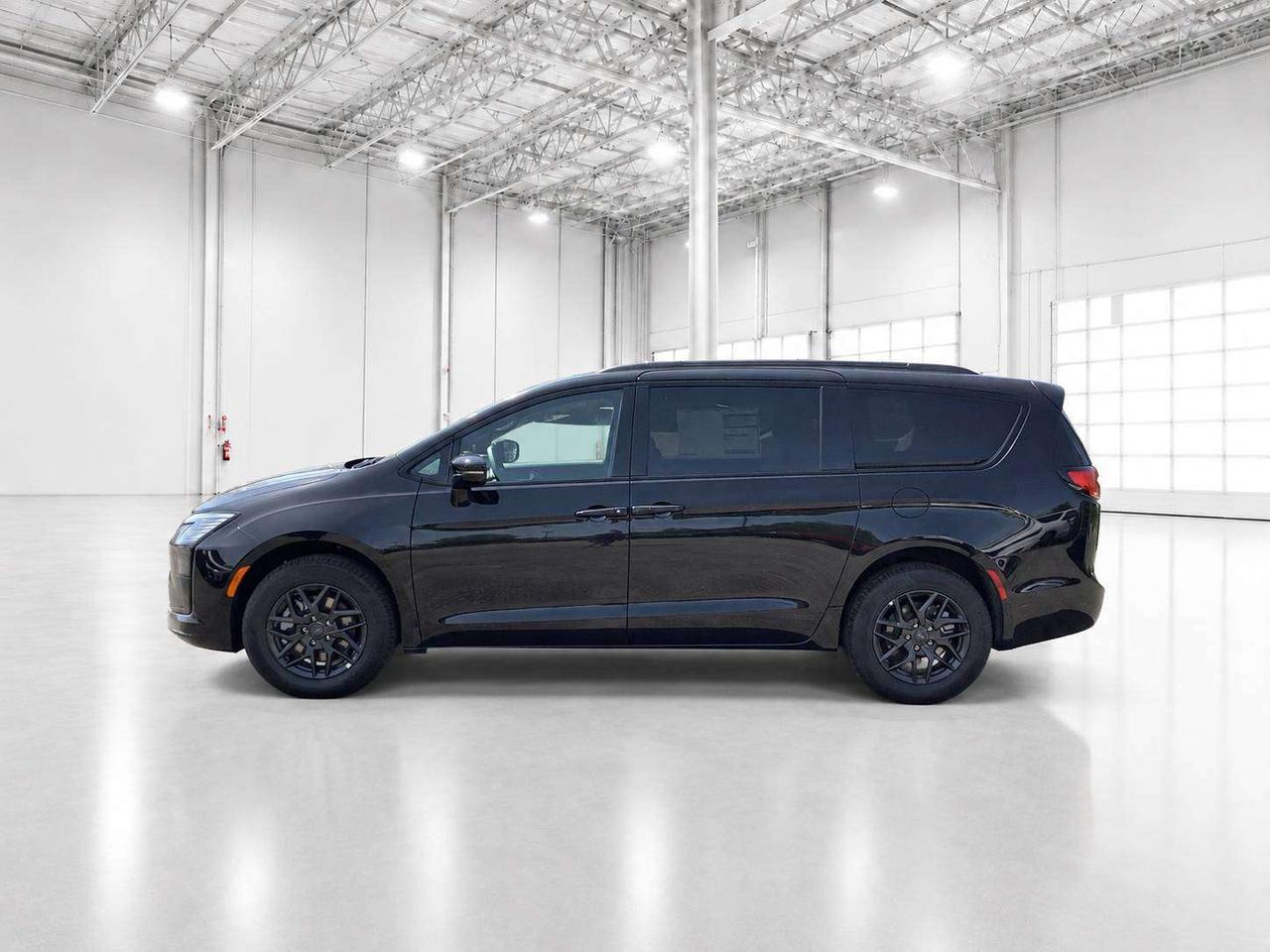 2027 Chrysler Pacifica SELECT AWD | Leather | Sunroof | S APP PKG Photo