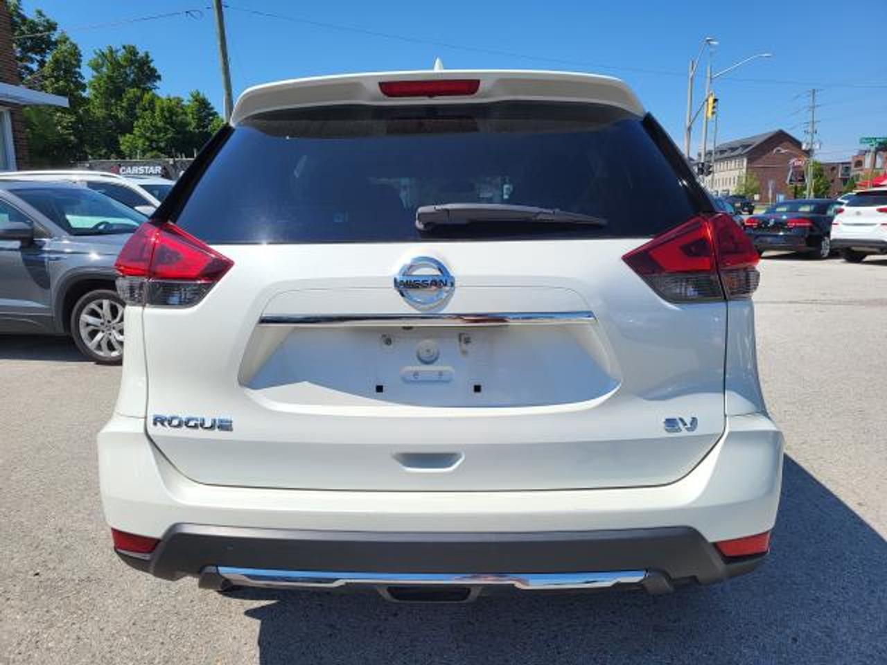 2018 Nissan Rogue SV 2WD Photo