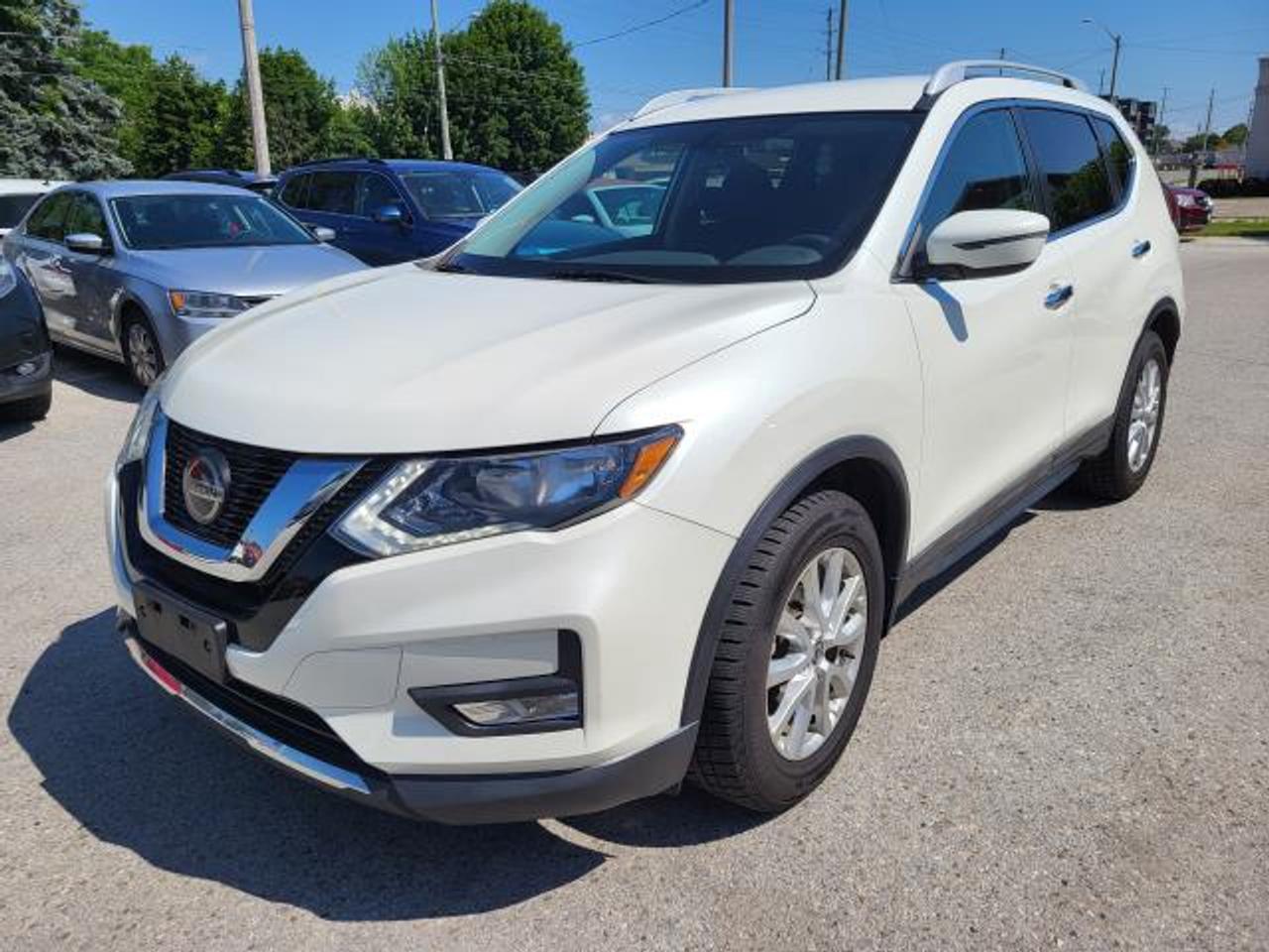 2018 Nissan Rogue SV 2WD Photo