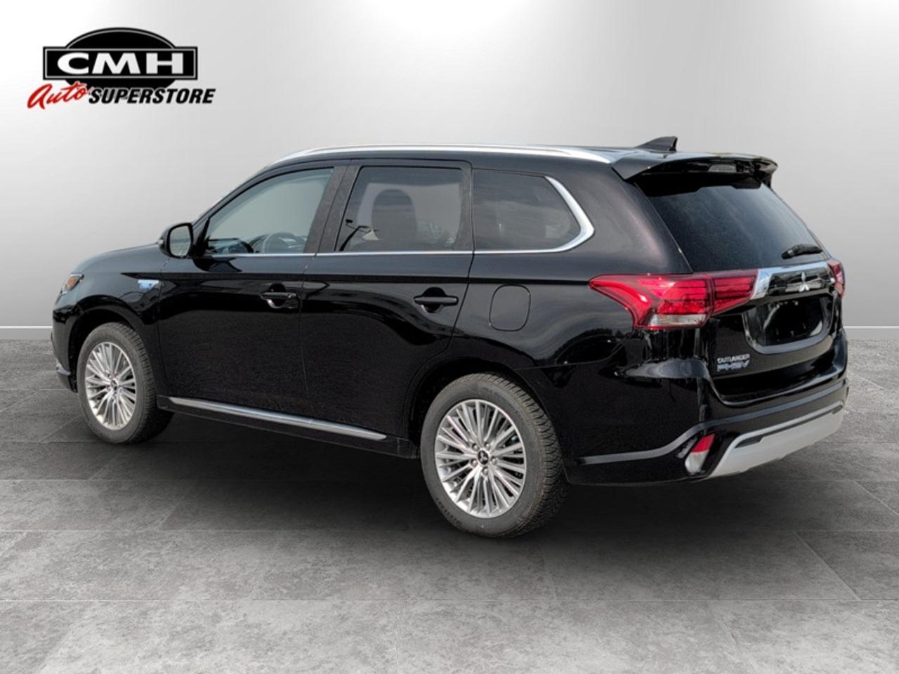 2020 Mitsubishi Outlander Phev SEL Photo