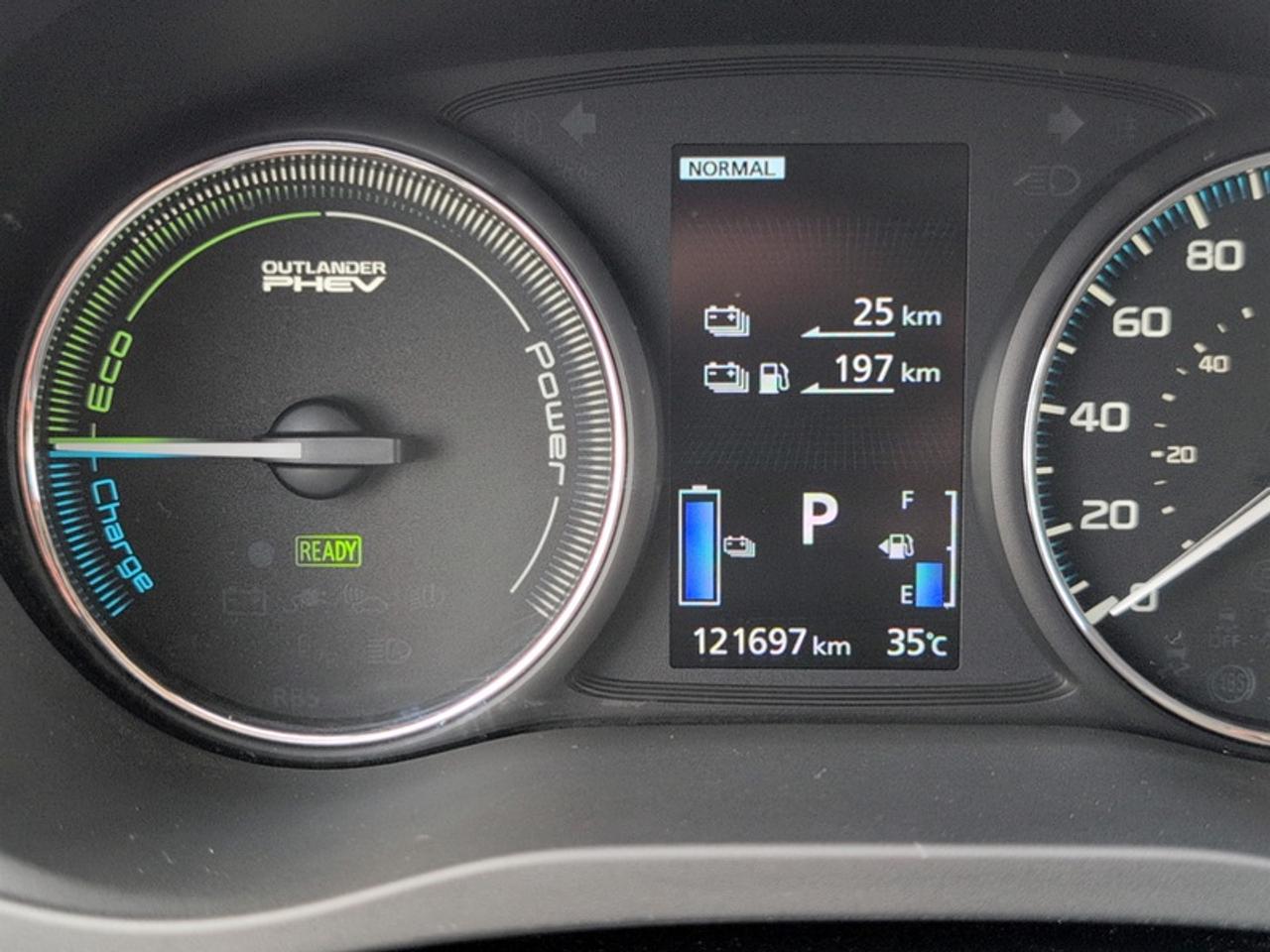 2020 Mitsubishi Outlander Phev SEL Photo