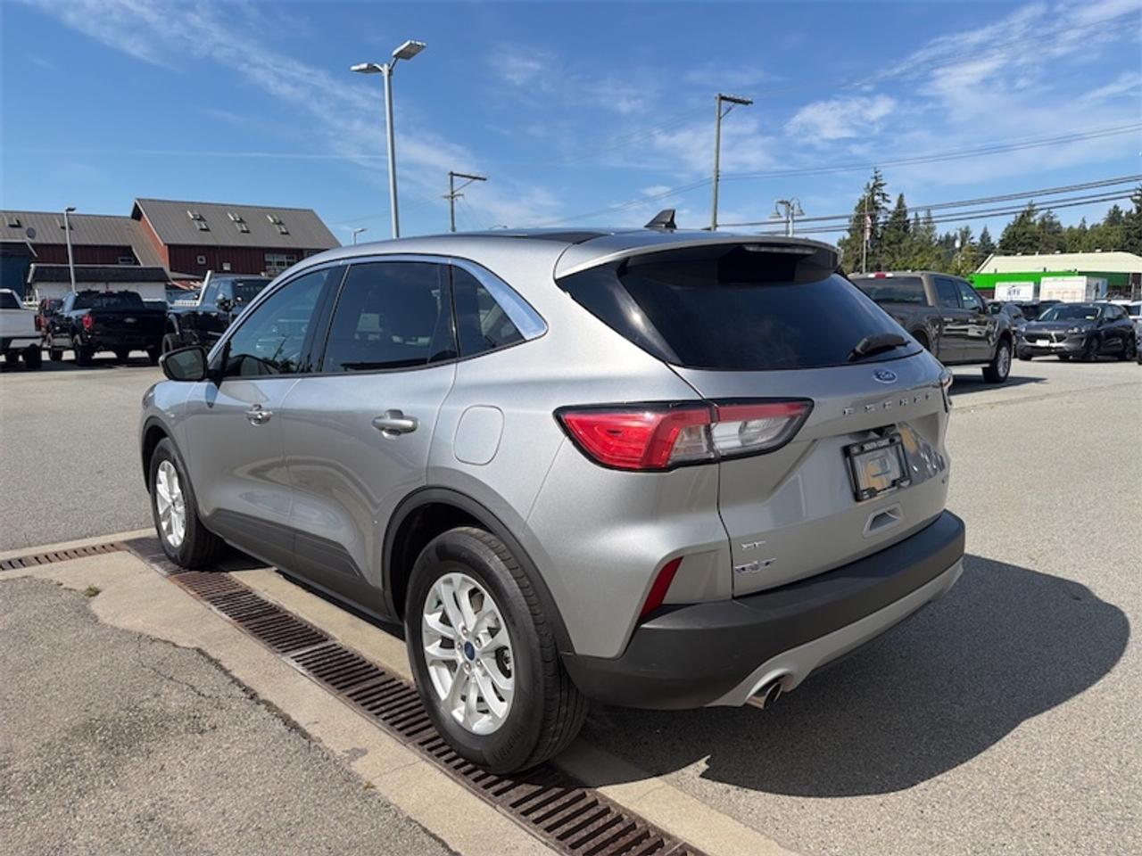 2021 Ford Escape SE Hybrid AWD  - Low Mileage Photo2