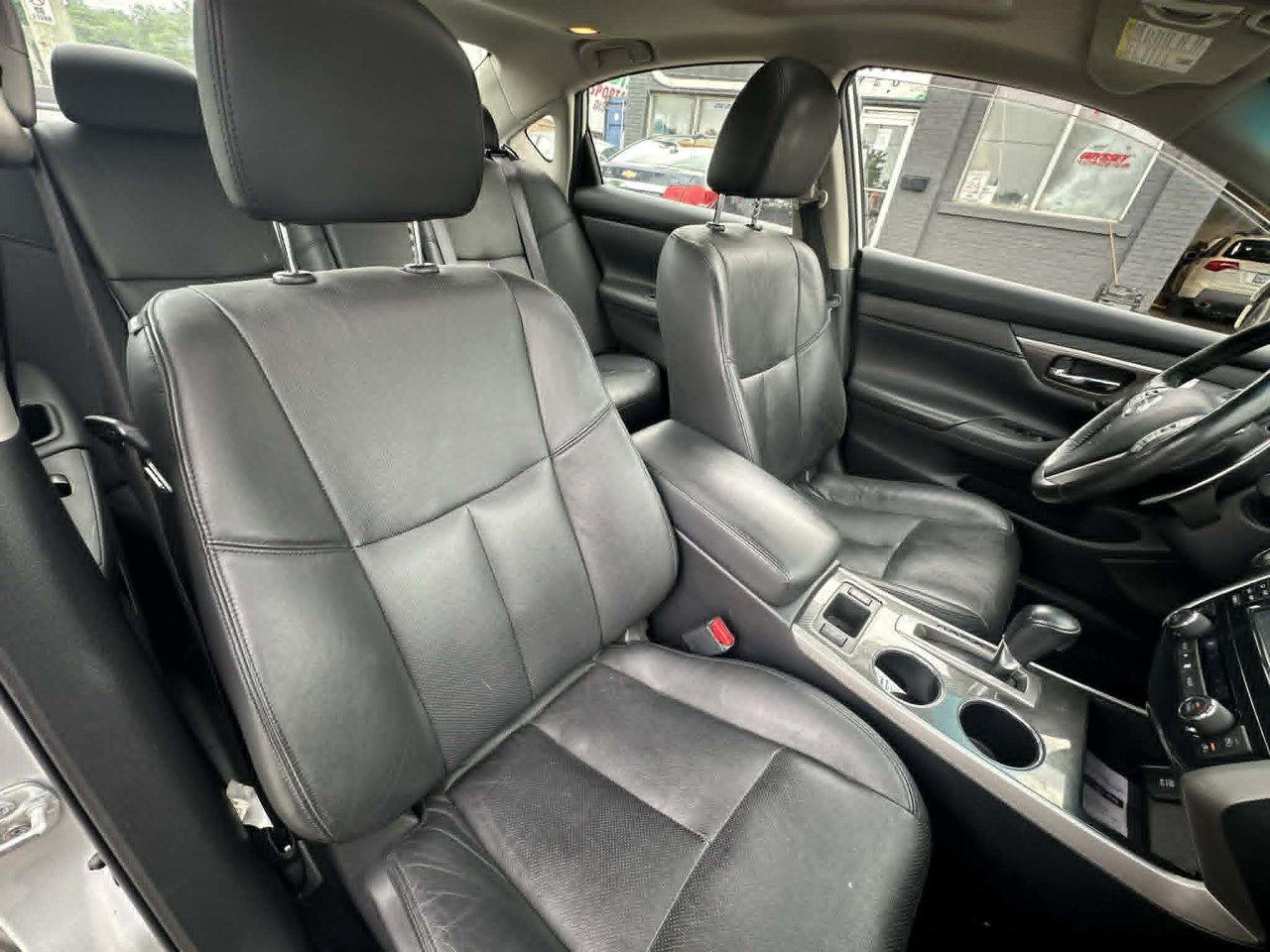 2015 Nissan Altima 3.5 SL - Photo #12