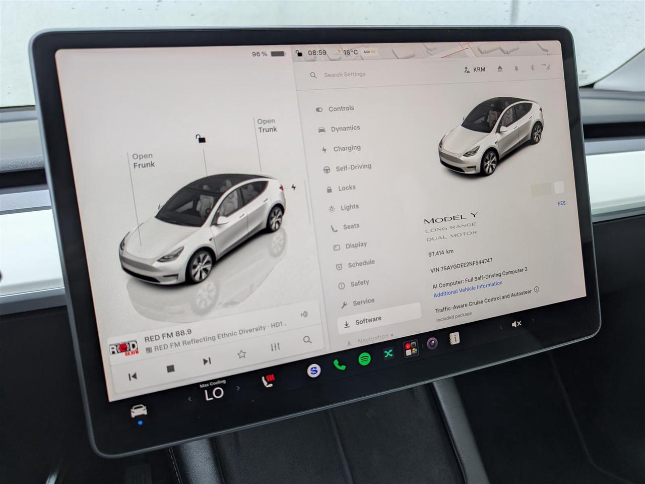 2022 Tesla Model Y LONG RANGE AWD - WHITE INTERIOR - DUAL MOTOR Photo