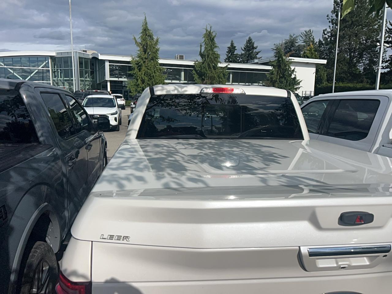 2017 Ford F-150 Lariat - Photo #9
