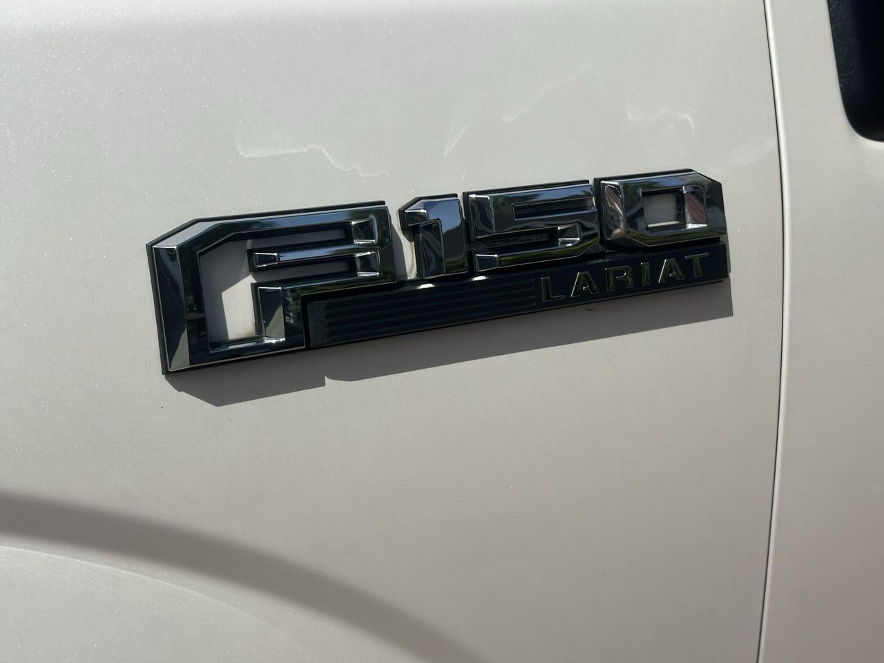 2017 Ford F-150 Lariat - Photo #17