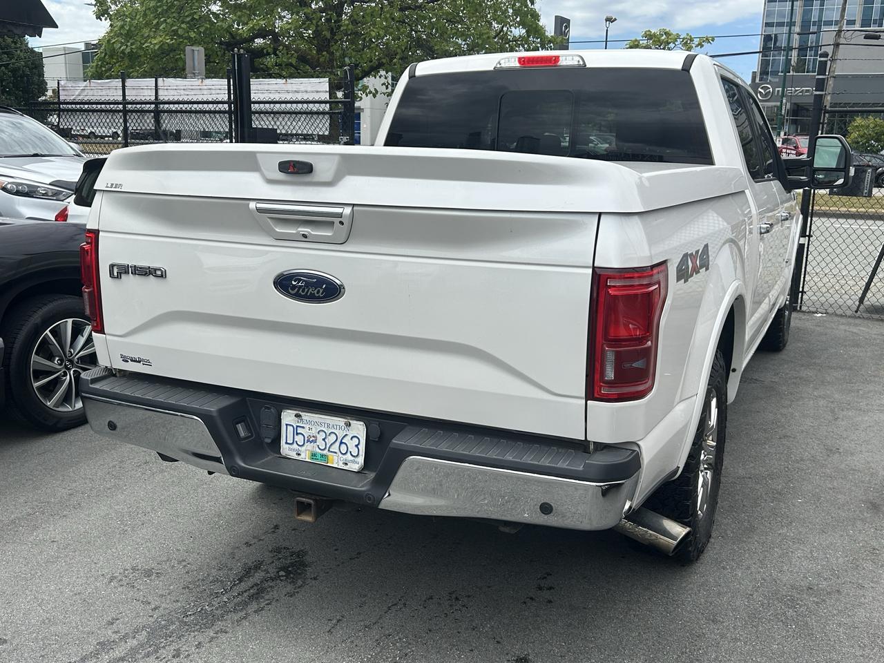 2017 Ford F-150 Lariat Photo