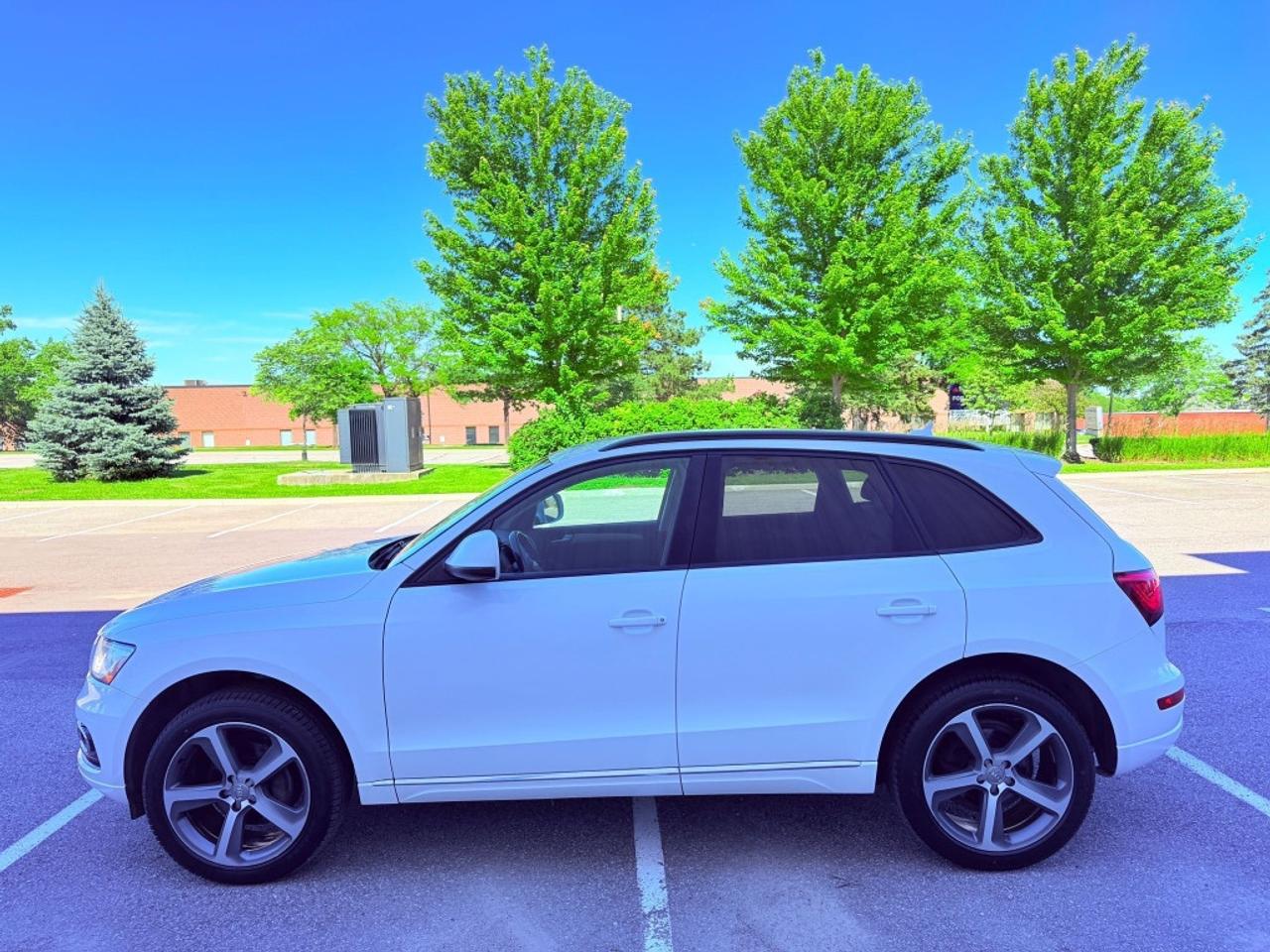 2014 Audi Q5 quattro 4dr 2.0L Komfort Photo