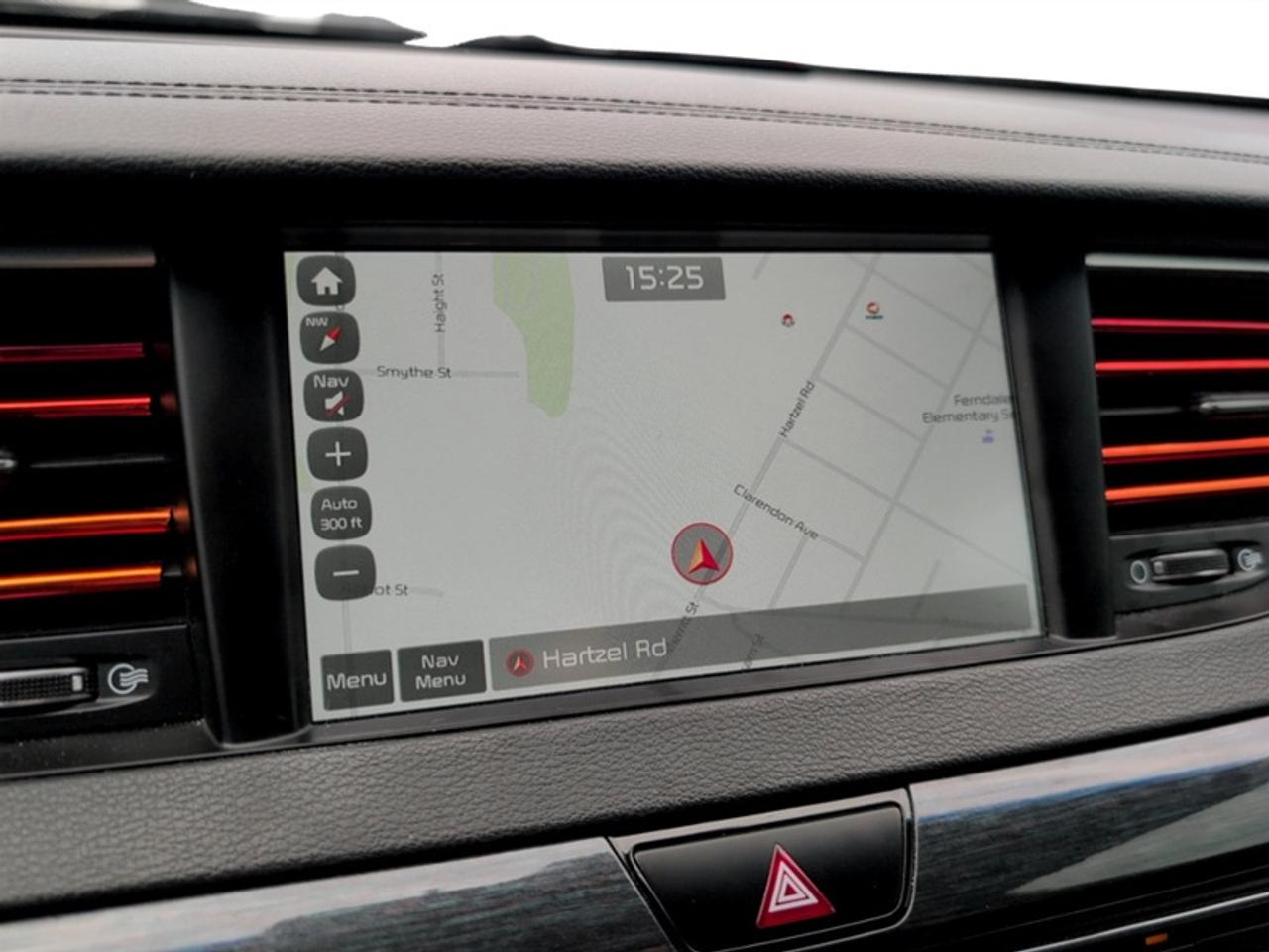2017 Kia CADENZA Prmeium Photo