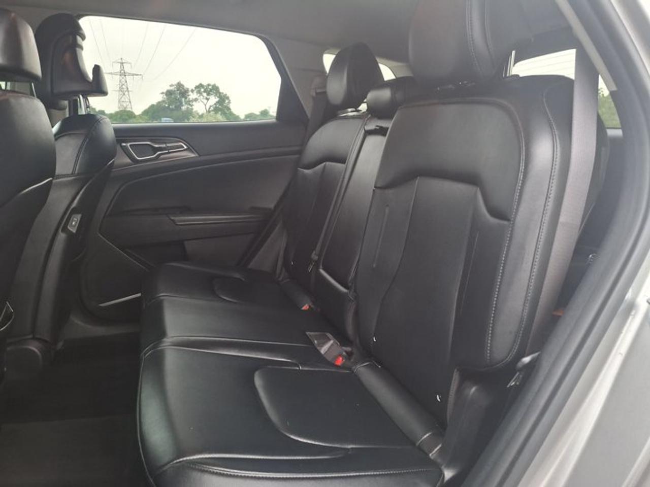 2023 Kia Sportage Hybrid EX AWD | Leather | Nav | Smart Cruise | Heated Wheel + Seats | Power Seat | CarPlay + Android & More Photo