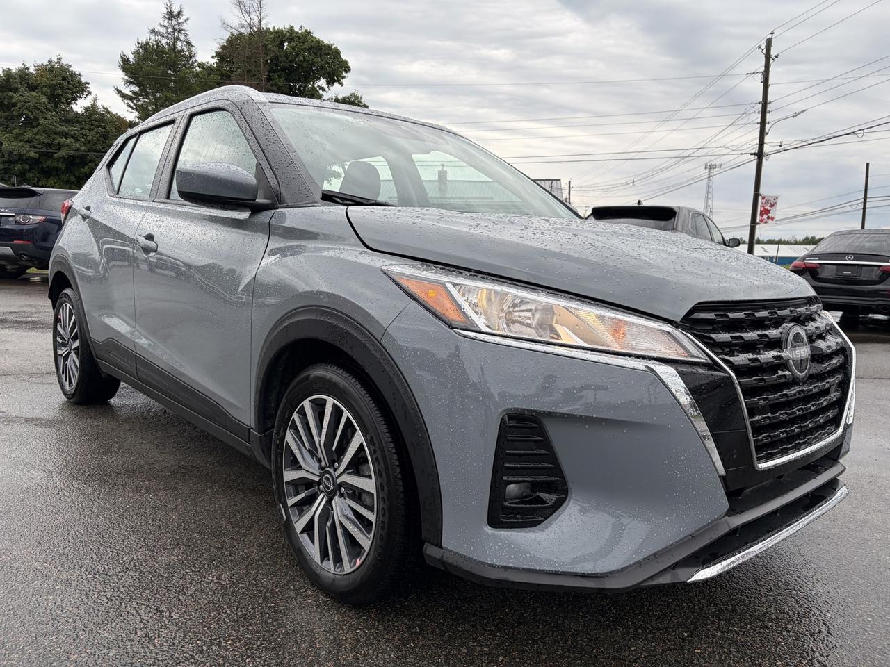Used 2025 Nissan Kicks SV PLAY MODEL / FWD / HEATED SEATS & WHEEL / APPLE CARPLAY / ANDROID AUTO / LARGE TOUCH SCREEN ENTERTAINMENT W/ BACK UP CAMERA / FACTORY REMOTE START for sale in Truro, NS
