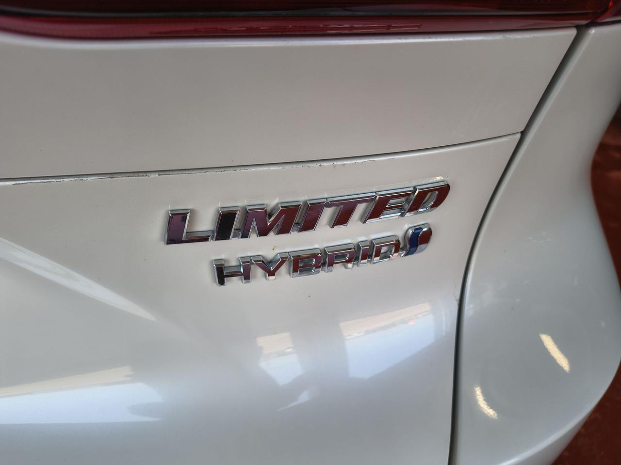 2021 Toyota Venza LIMITED AWD Photo0