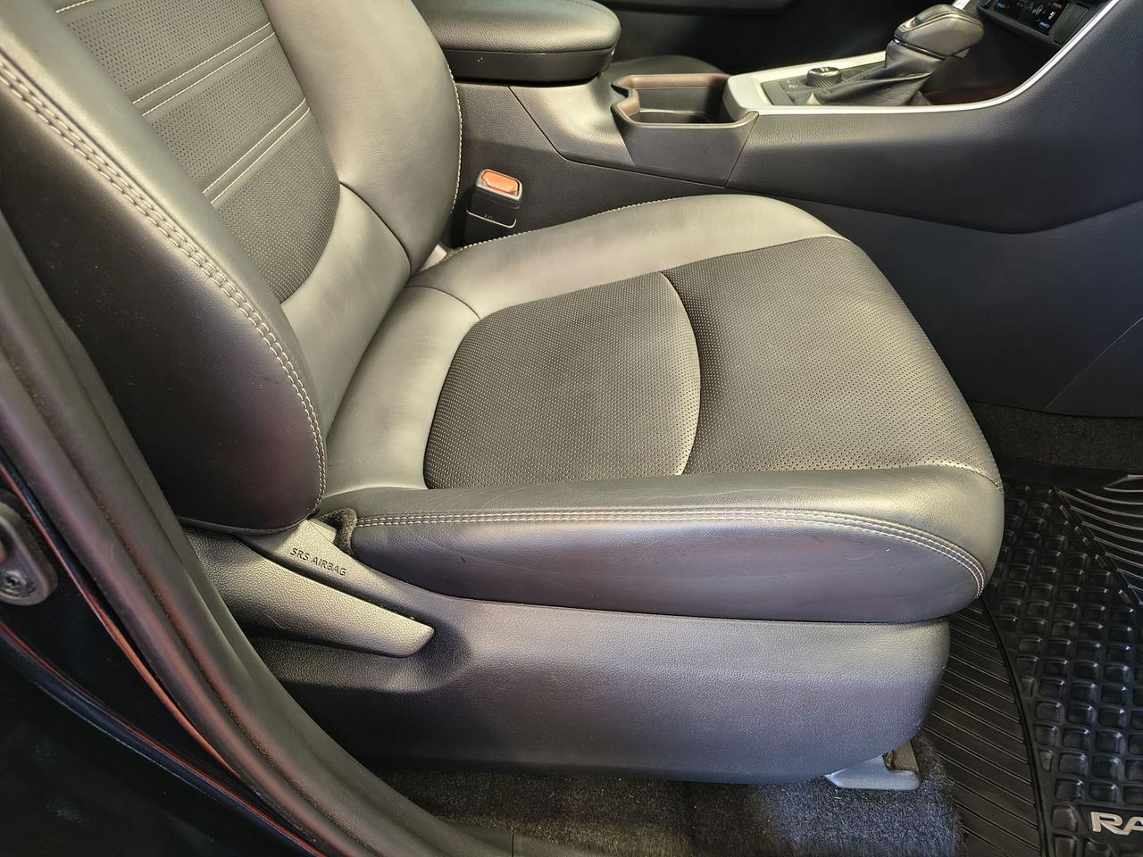 2019 Toyota RAV4 LIMITED  Photo