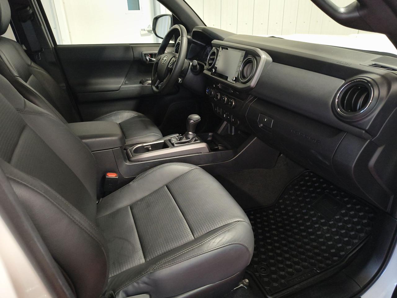 2022 Toyota Tacoma  Photo0