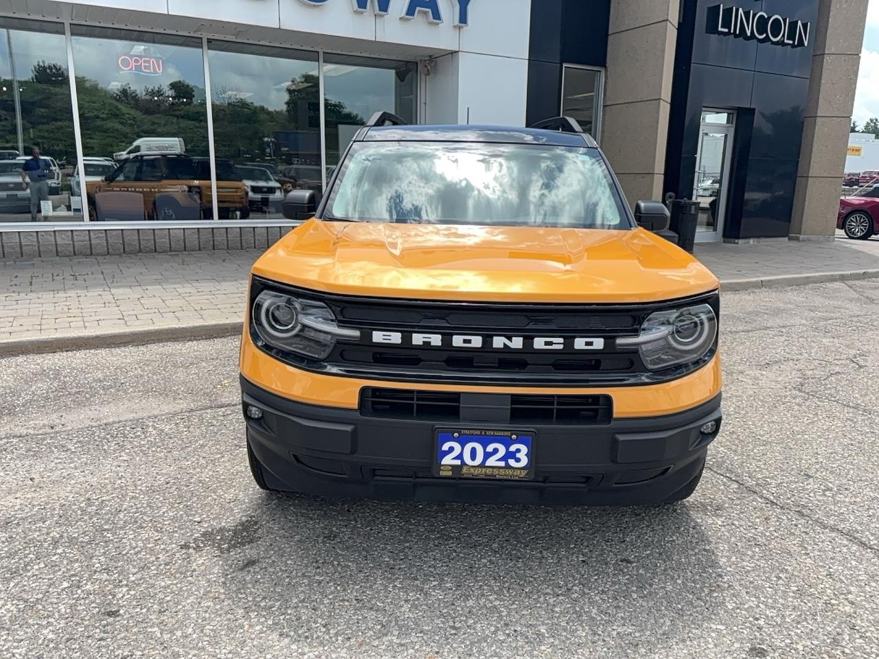 2023 Ford Bronco Sport LOCAL TRADE! TECH PACK! WIRELESS CHARGING, COPILOT Photo1
