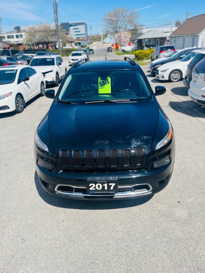 2017 Jeep Cherokee Limited 4WD Photo2
