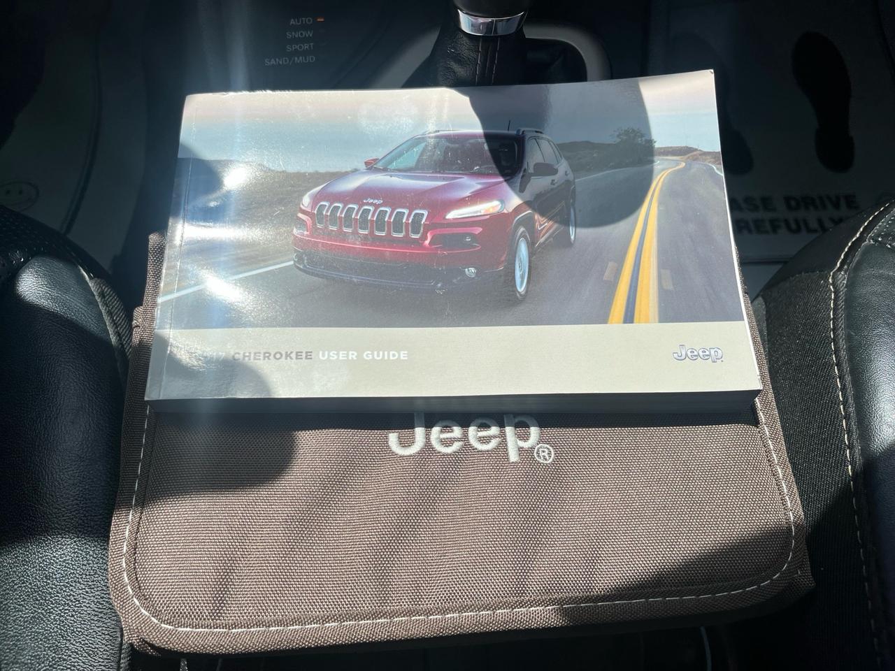 2017 Jeep Cherokee Limited 4WD Photo