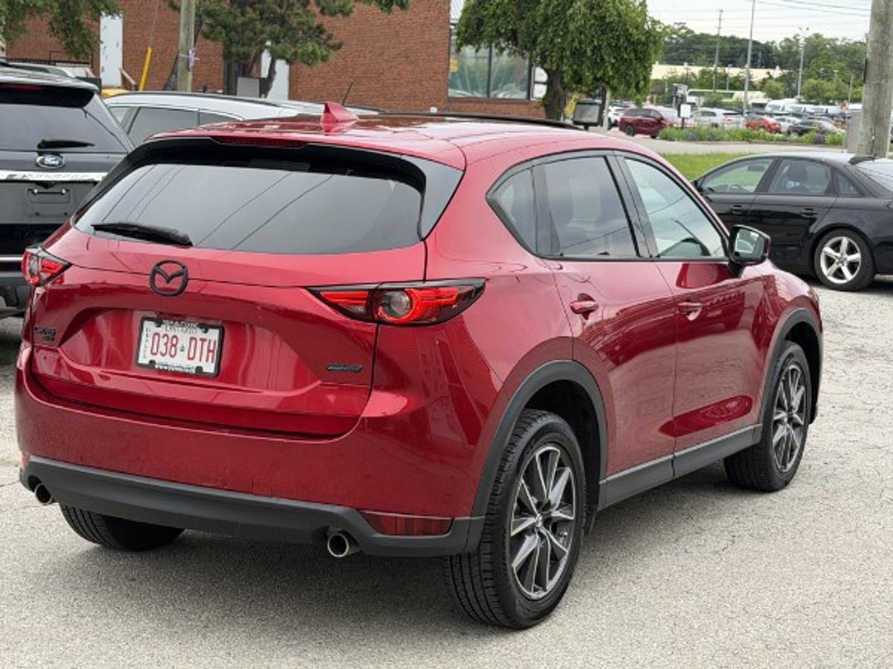 2018 Mazda CX-5 Grand Touring Photo2