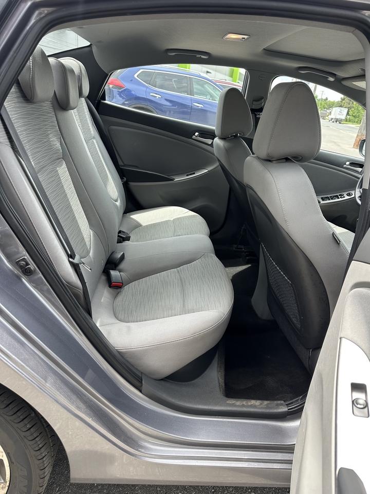 2015 Hyundai Accent GLS Photo
