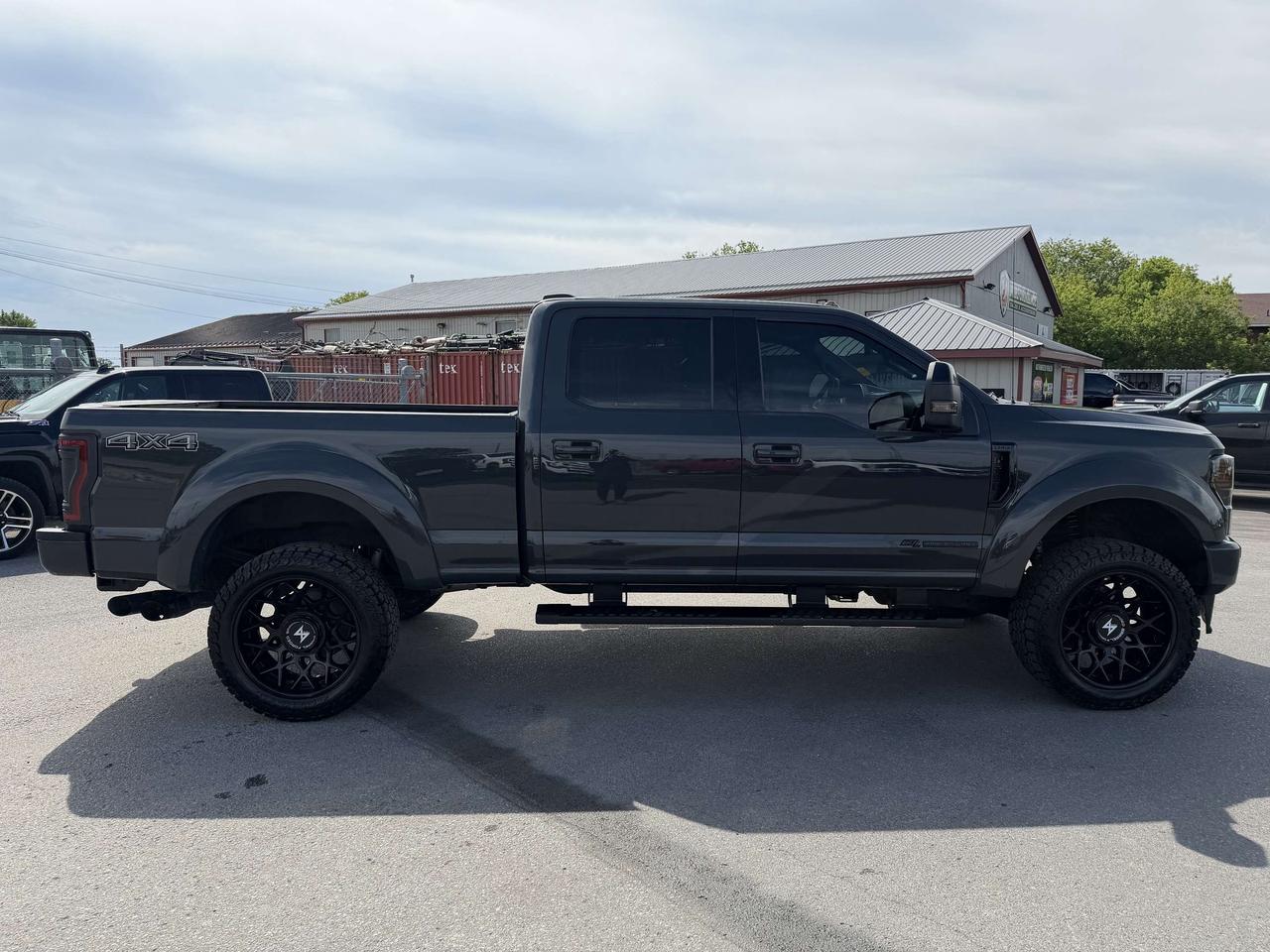 2021 Ford F-250 Lariat 4WD Crew Cab 6.75' Box Photo