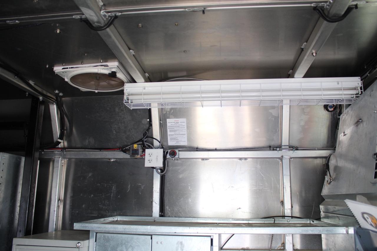 2015 Ford Econoline E450 Service Bucket Truck RH Photo