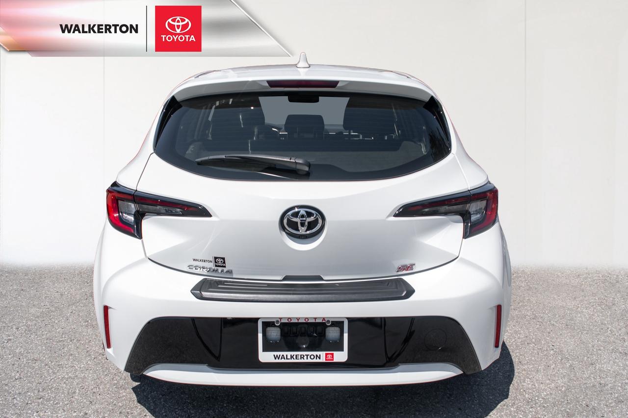 2025 Toyota Corolla Hatchback Base 5dr Photo