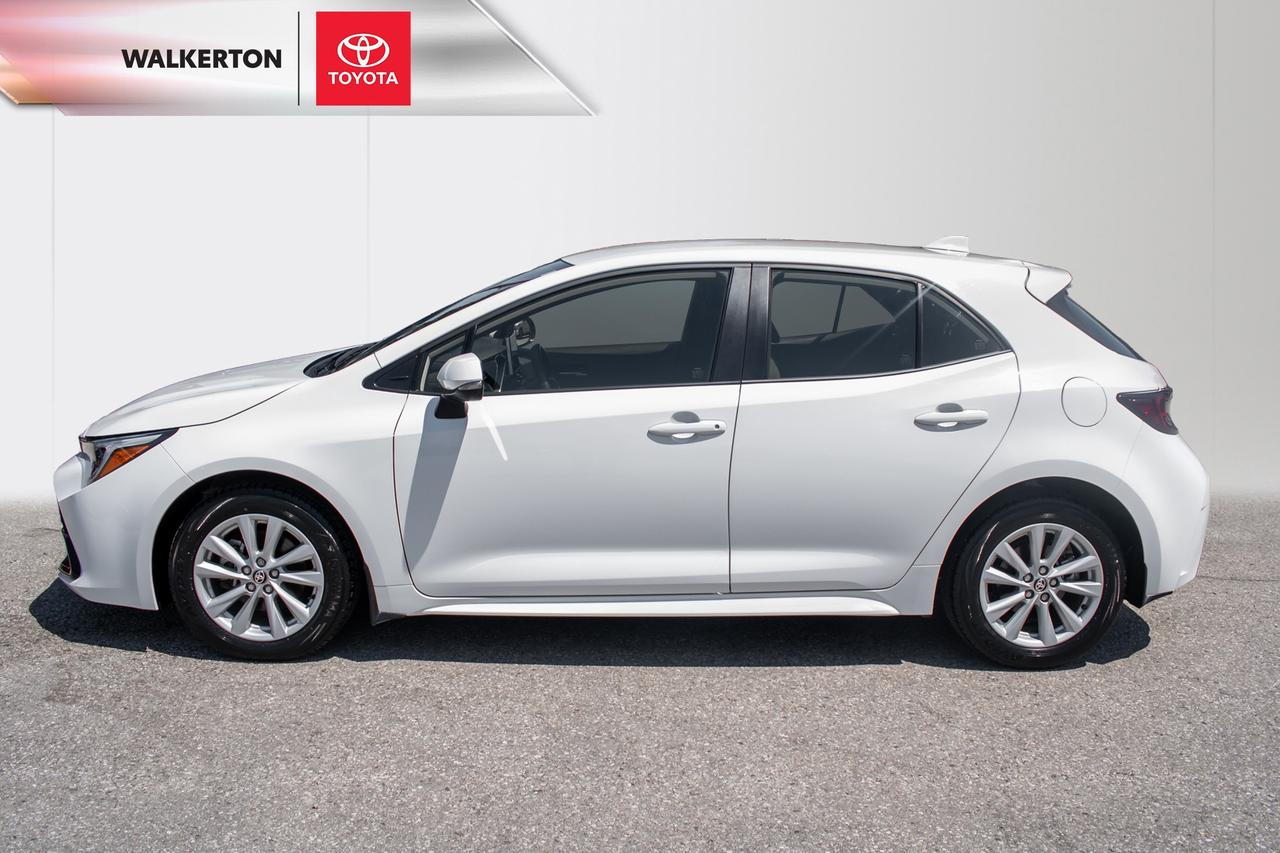 2025 Toyota Corolla Hatchback Base 5dr Photo