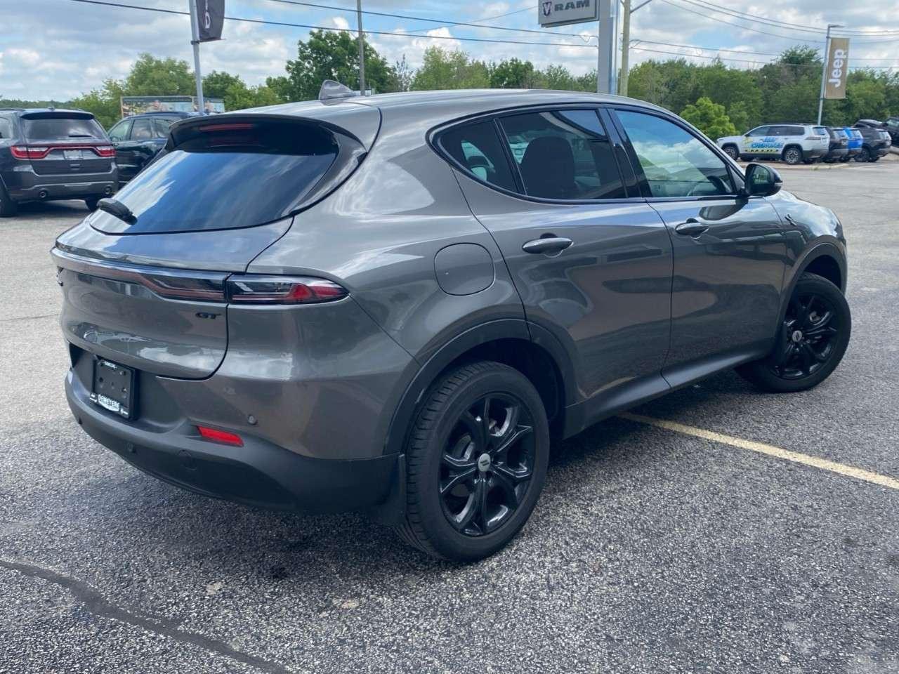 2023 Dodge Hornet GT AWD Photo4