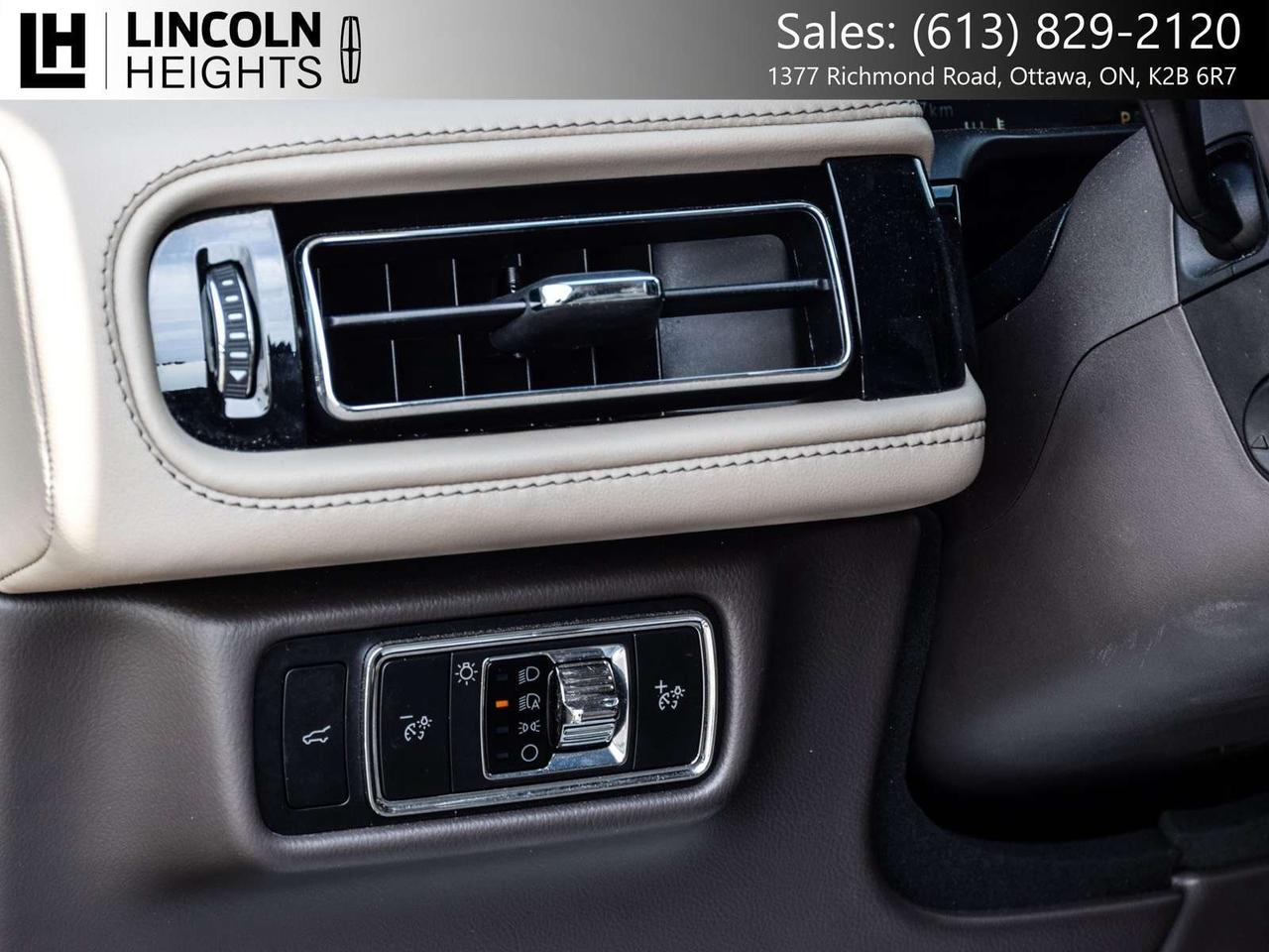 2022 Lincoln Aviator Premium Photo
