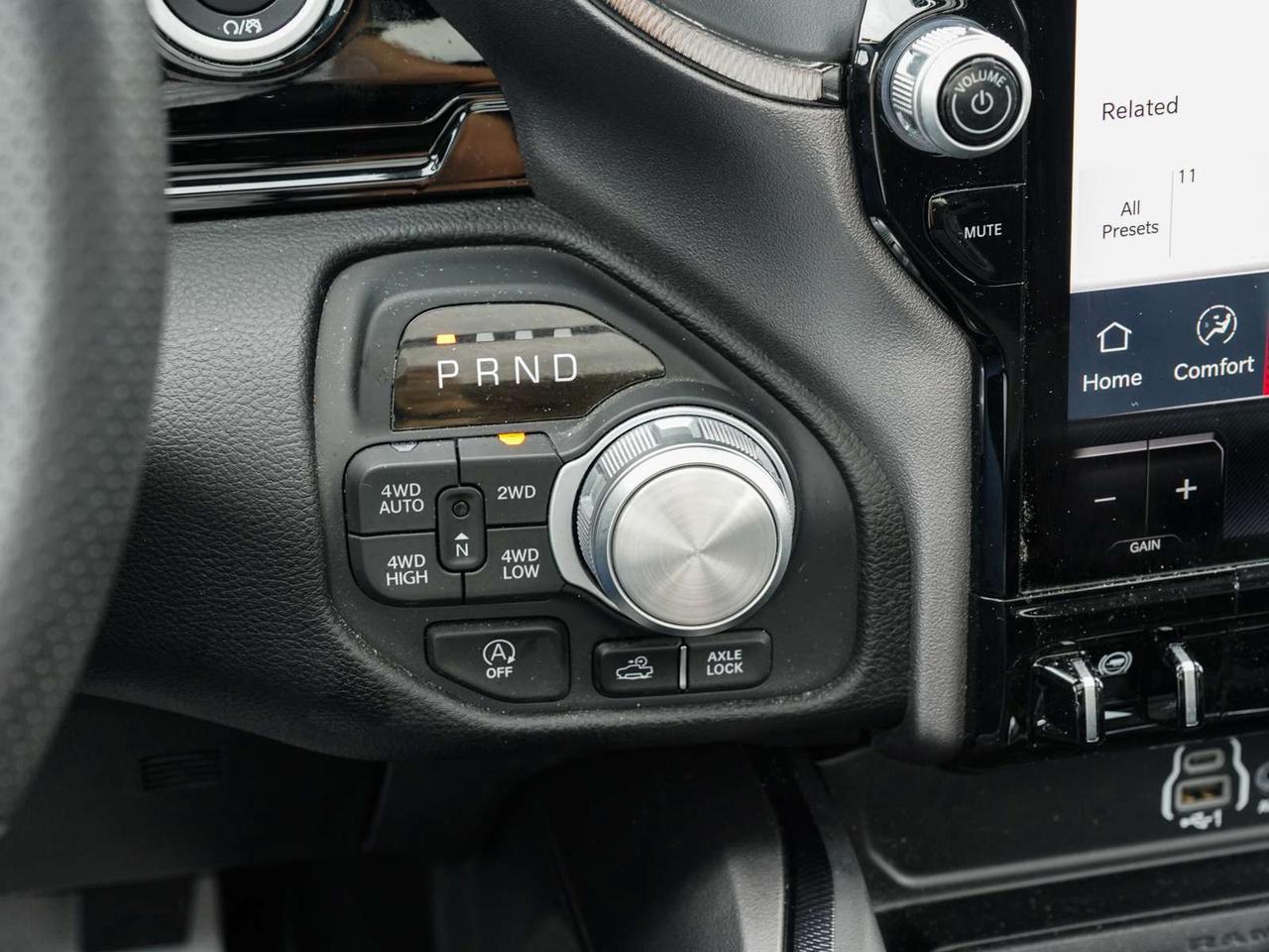 2025 RAM 1500 Sport/Rebel Photo