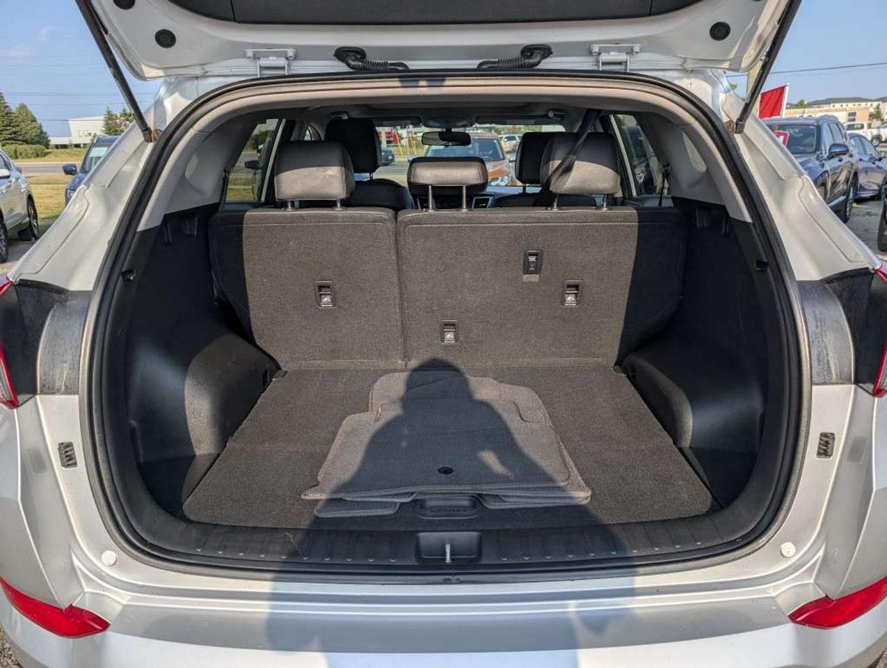 2017 Hyundai Tucson SE AWD   LEATHER   SUNROOF   CAMERA   HTD SEATS Photo
