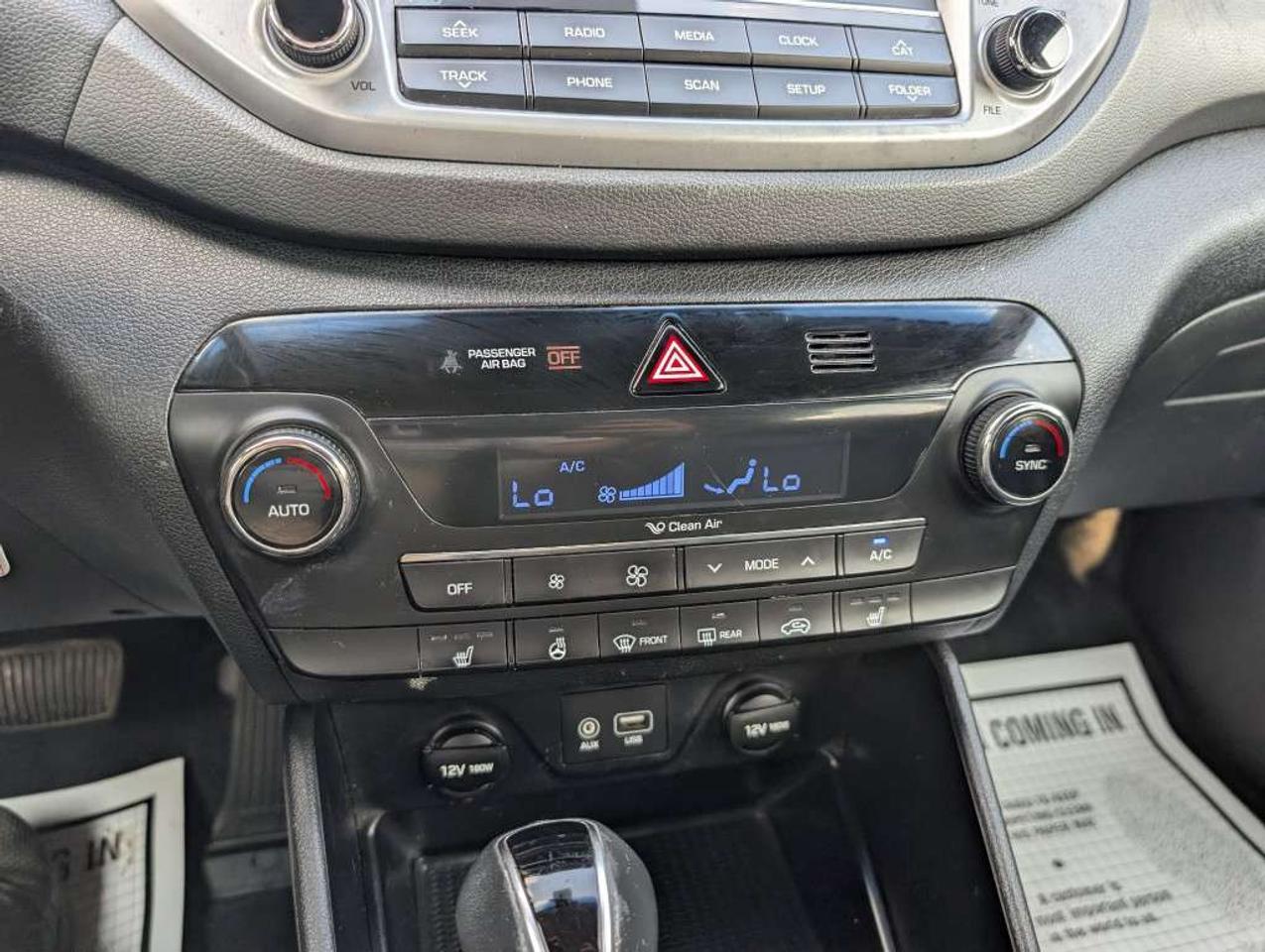 2017 Hyundai Tucson SE AWD   LEATHER   SUNROOF   CAMERA   HTD SEATS Photo