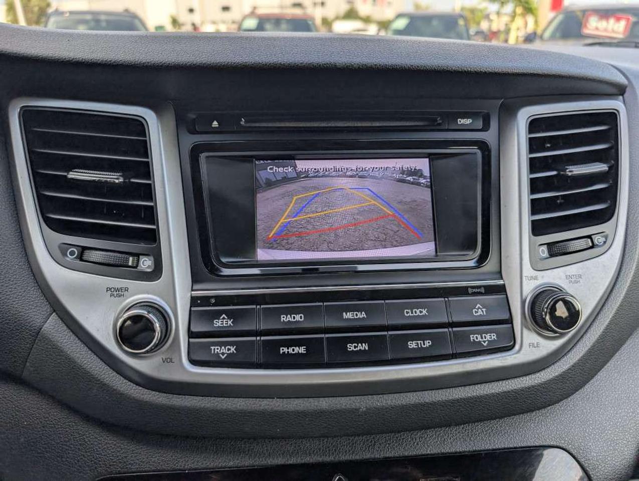 2017 Hyundai Tucson SE AWD   LEATHER   SUNROOF   CAMERA   HTD SEATS Photo