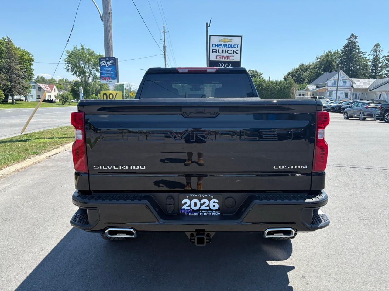 2026 Chevrolet Silverado 1500 Crew Cab Standard Box 4-Wheel Drive Custom Trail Boss Photo