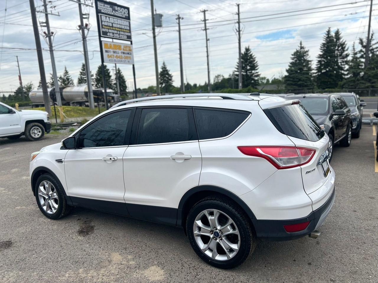 2014 Ford Escape Titanium Photo