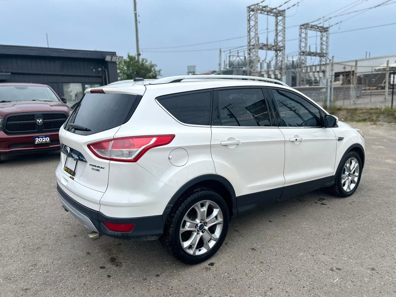 2014 Ford Escape Titanium Photo