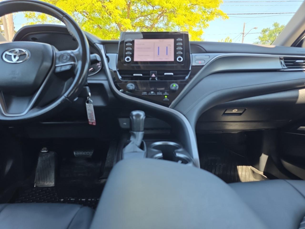 2021 Toyota Camry SE Auto * CAMERA / LANE ASSIST / ALLOYS / HEATED S Photo